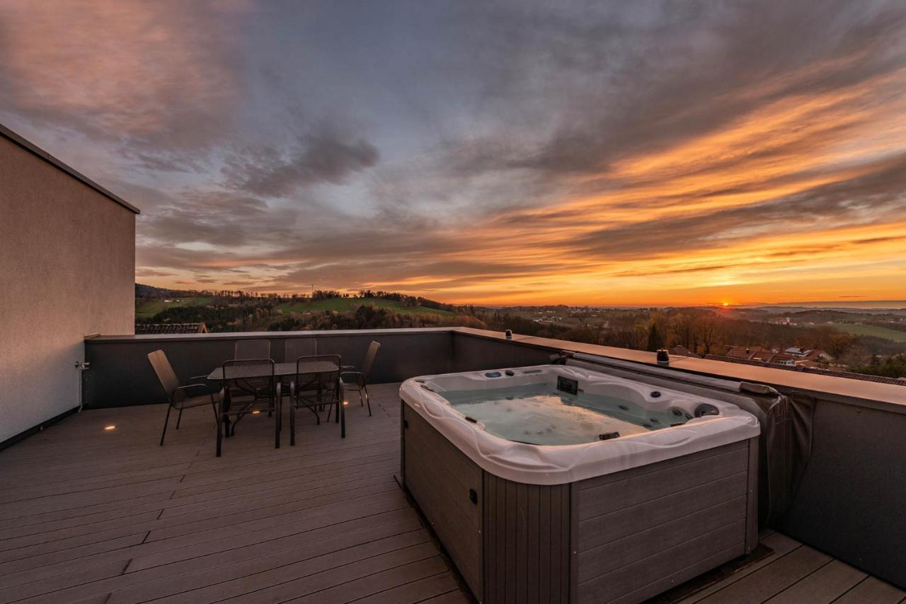 Moderne Villa Mit Whirlpool Und Heimkino Waldkirchen Eksteriør billede